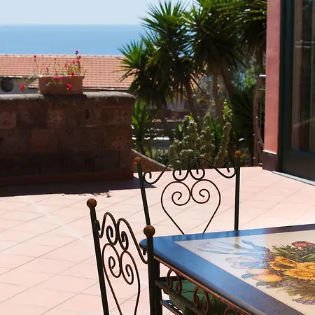 Eugenia サンタニェッロ